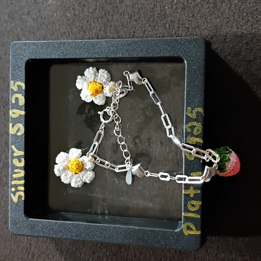 Silver Daisy Chain Bracelet